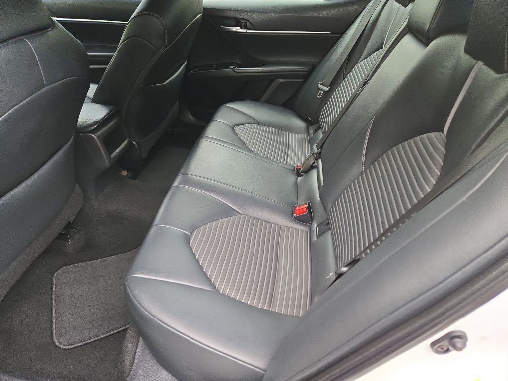 2019 Toyota Camry SE, 710722, Photo