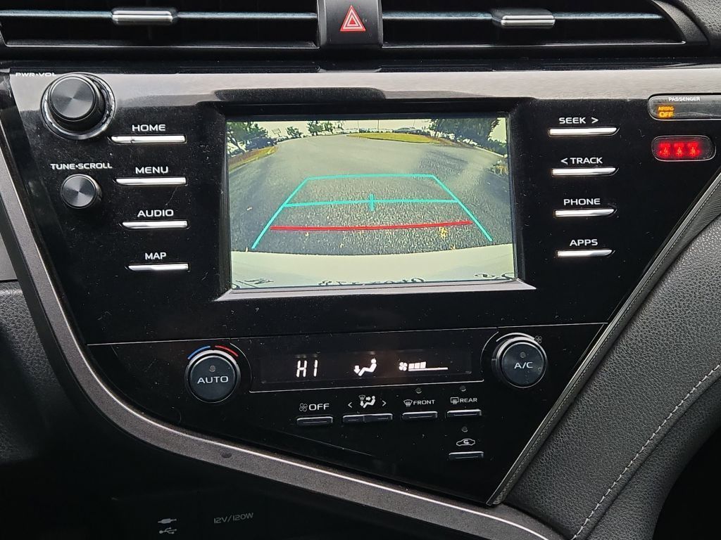 2019 Toyota Camry SE, 710722, Photo