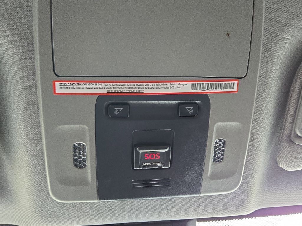 2019 Toyota Camry SE, 710722, Photo