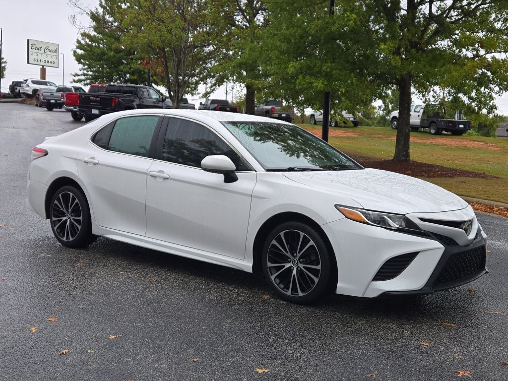 2019 Toyota Camry SE, 710722, Photo
