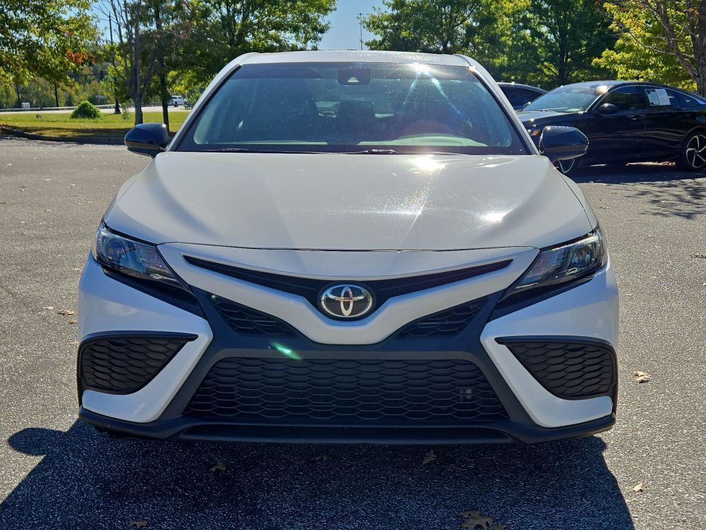 2021 Toyota Camry SE, 409704, Photo