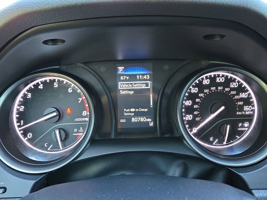 2021 Toyota Camry SE, 409704, Photo