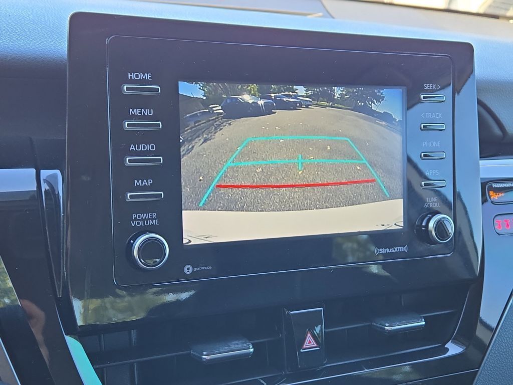 2021 Toyota Camry SE, 409704, Photo