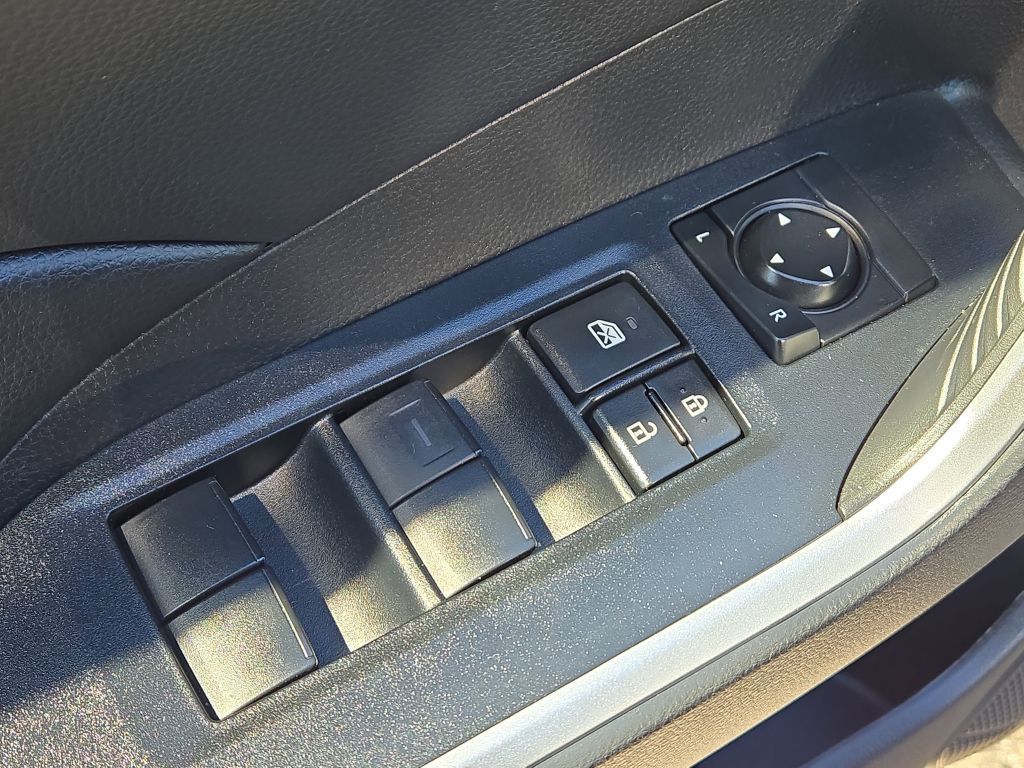 2021 Toyota RAV4 LE, 102618, Photo