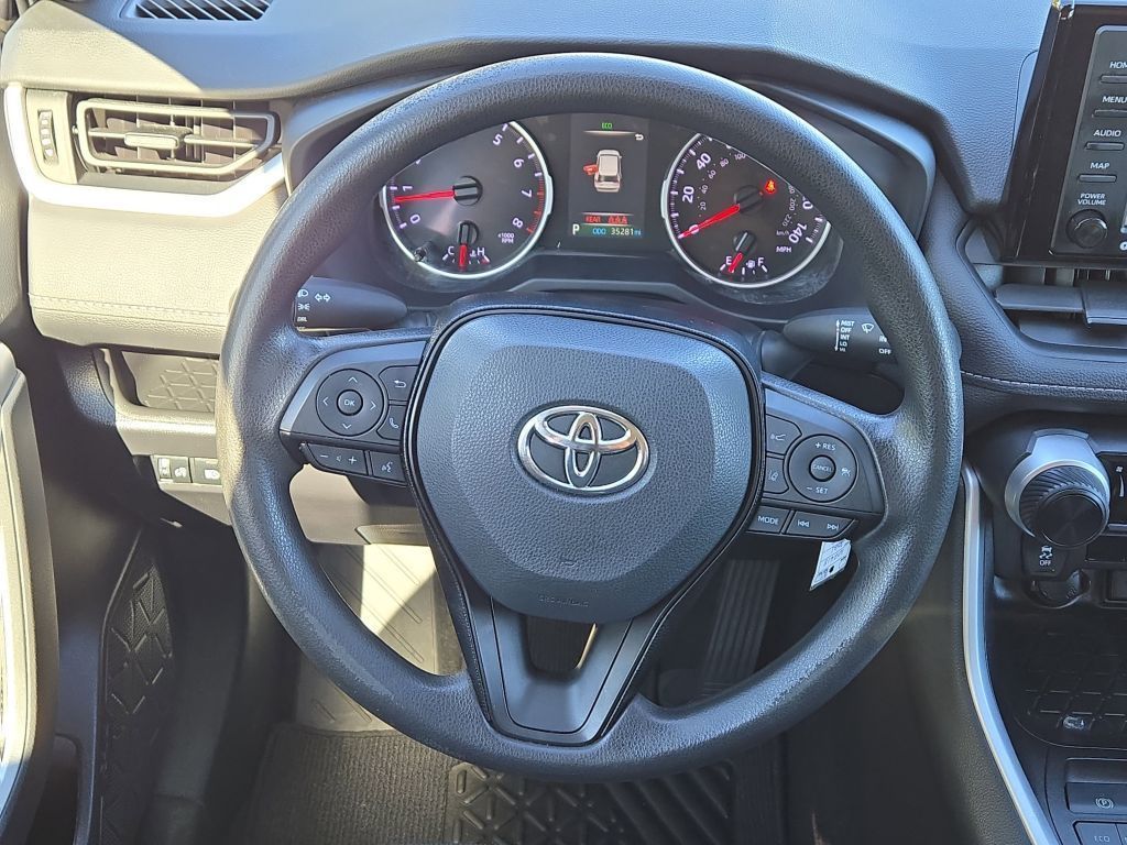 2021 Toyota RAV4 LE, 102618, Photo