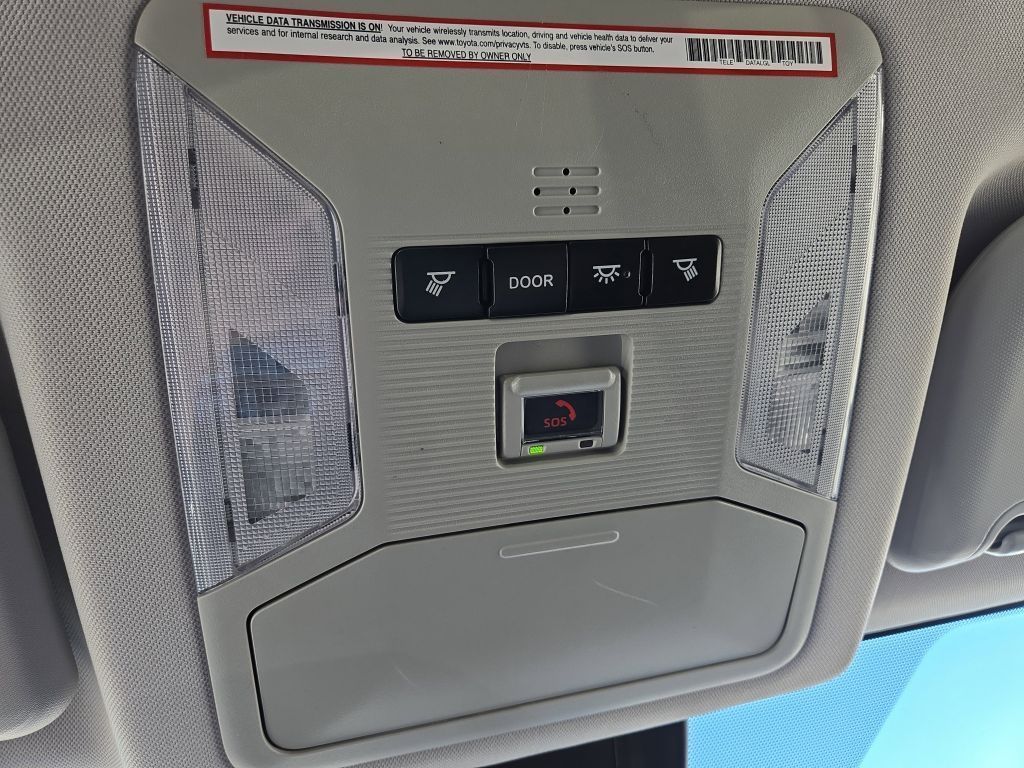 2021 Toyota RAV4 LE, 102618, Photo