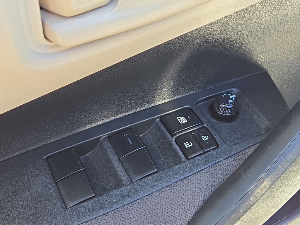 2022 Toyota Corolla LE, 359818, Photo