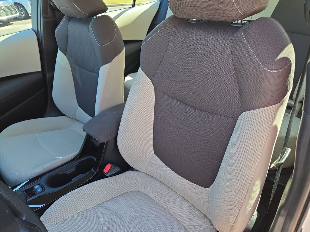 2022 Toyota Corolla LE, 359818, Photo