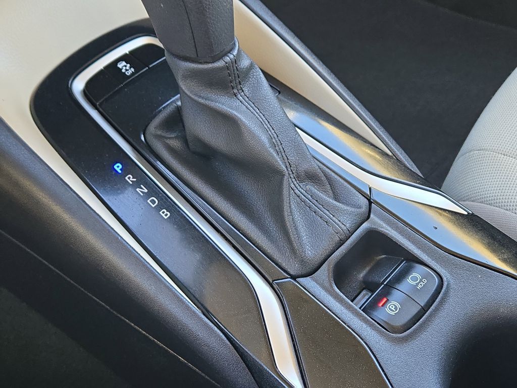 2022 Toyota Corolla LE, 359818, Photo