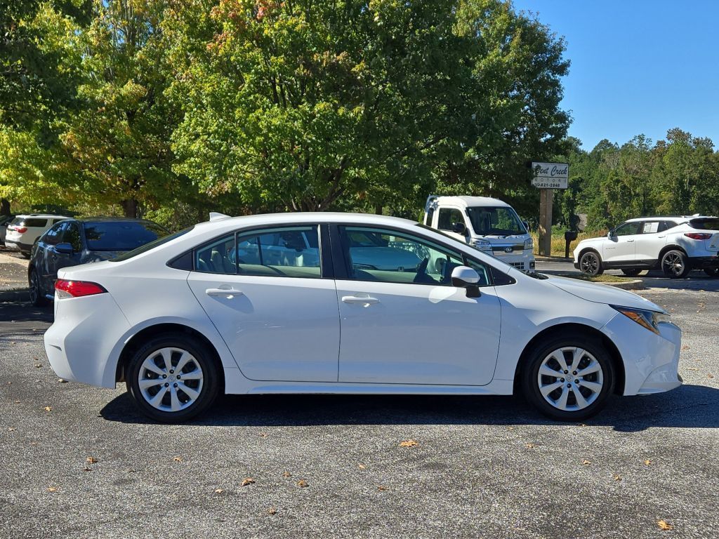 2022 Toyota Corolla LE, 359818, Photo