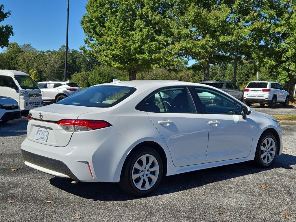 2022 Toyota Corolla LE, 359818, Photo