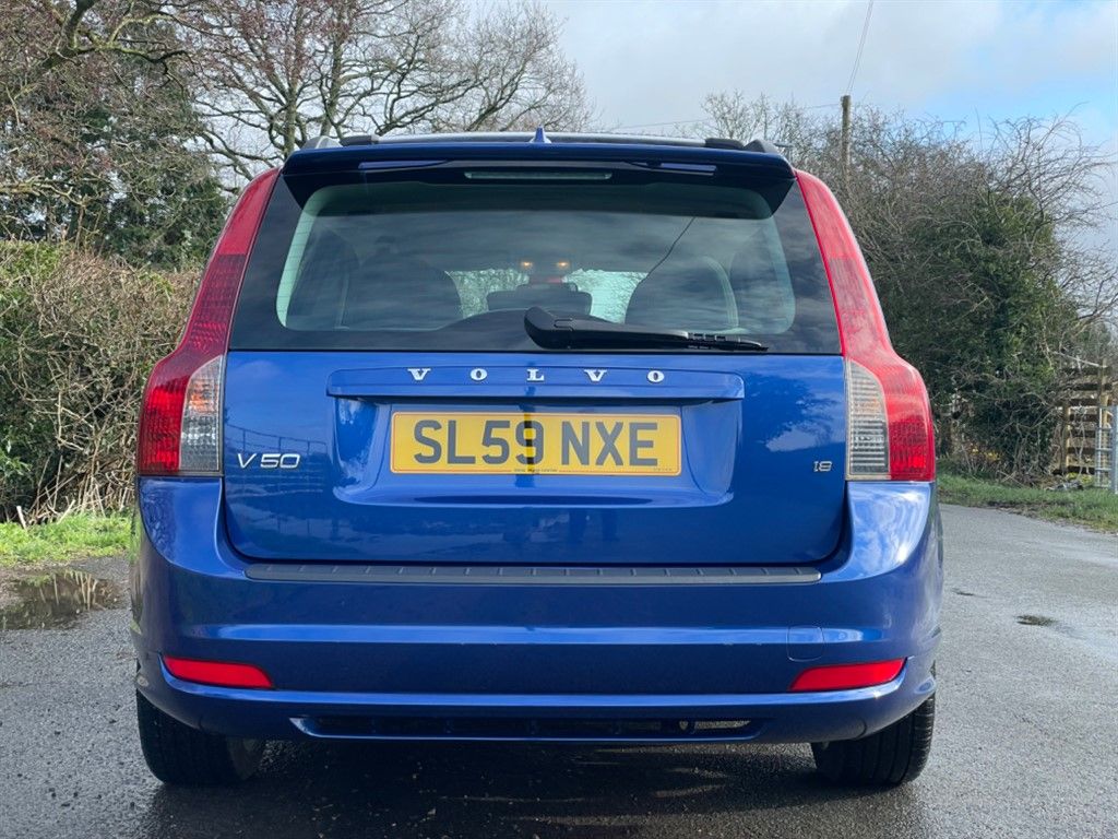 2009 Volvo V50 Sport V50, 6841287-31607, Photo