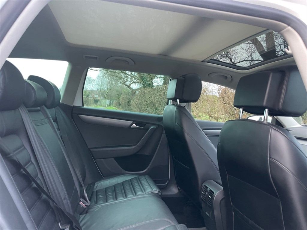 2011 Volkswagen Passat Sport Tdi Bluemotion Technology Dsg, 6823877-31607, Photo