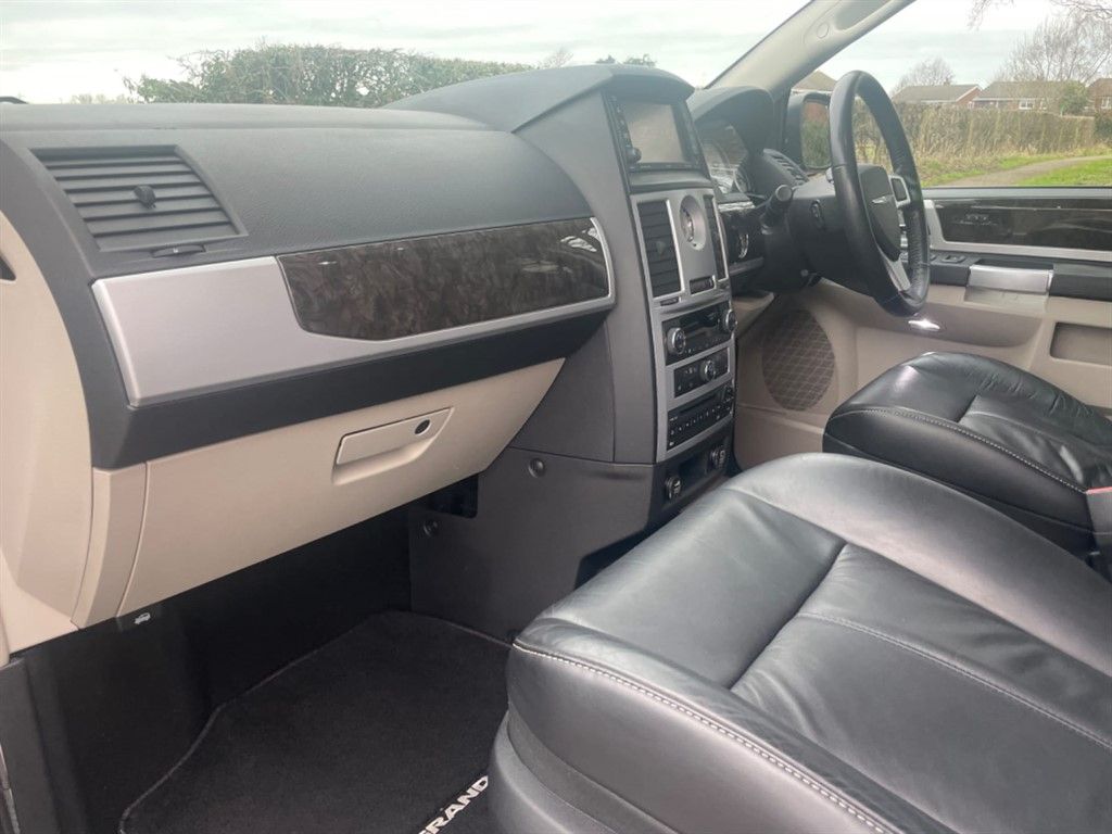 2013 Chrysler Voyager Crd Grand Limited, 6828847-31607, Photo