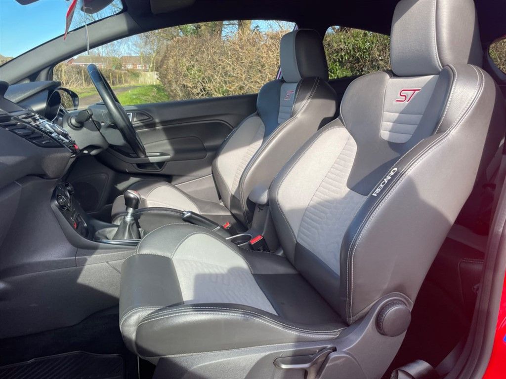 2016 Ford Fiesta St-3, 6846927-31607, Photo