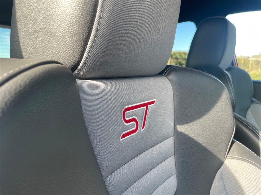 2016 Ford Fiesta St-3, 6846927-31607, Photo