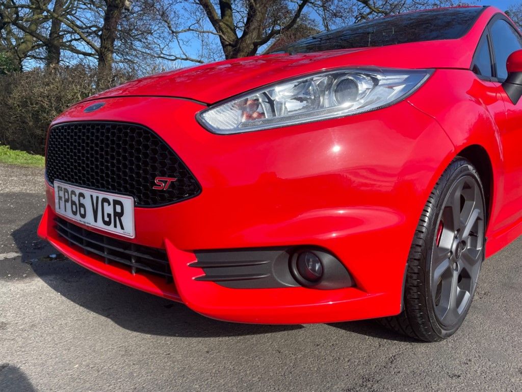 2016 Ford Fiesta St-3, 6846927-31607, Photo