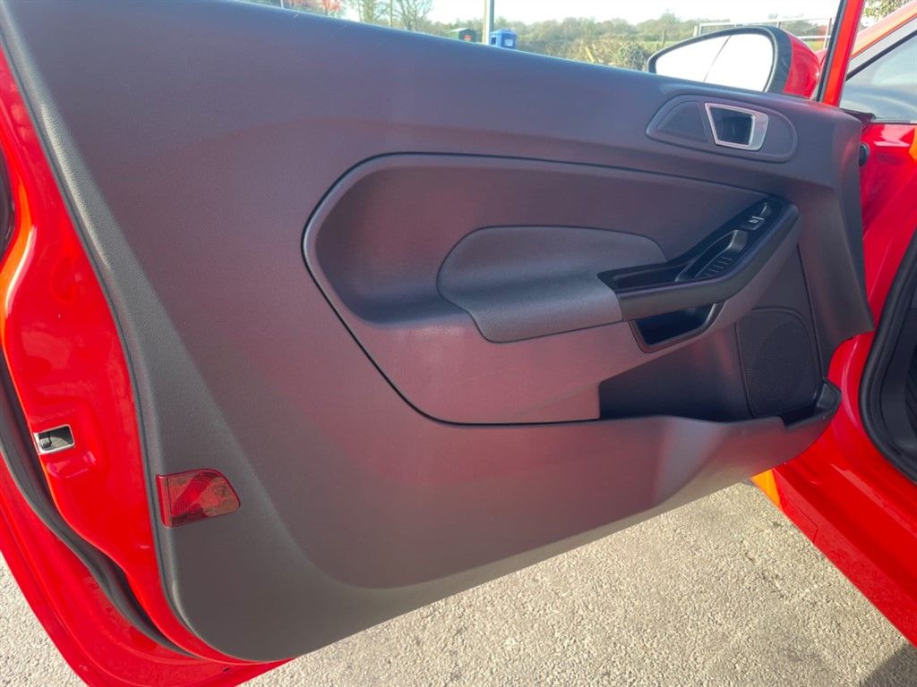 2016 Ford Fiesta St-3, 6846927-31607, Photo