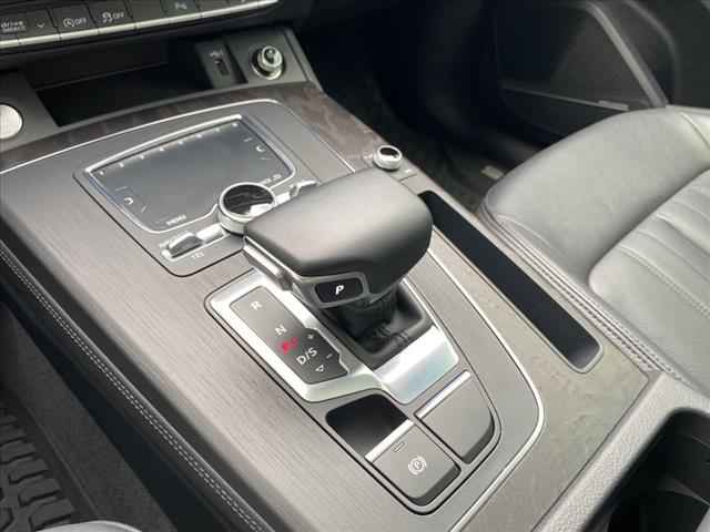 Used, 2020 Audi Q5 quattro Premium Plus 45 TFSI, Gray, T062303-19