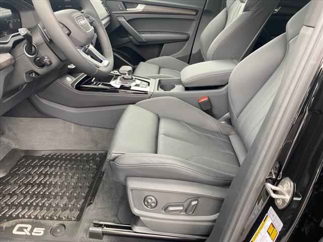 New, 2024 Audi Q5 Sportback quattro, Black, A077133-7