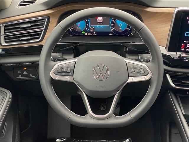 New, 2024 Volkswagen Atlas 2.0T SE w/Technology, Black, V545137-9