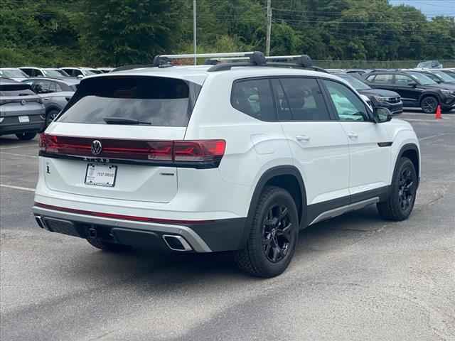 New, 2024 Volkswagen Atlas 2.0T Peak Edition SE w/Technology, White, V601871-4