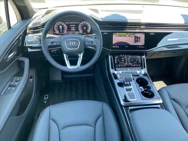New, 2025 Audi Q7 quattro, Black, A000384-6