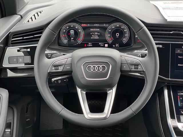 New, 2025 Audi Q7 quattro, White, A000475-8