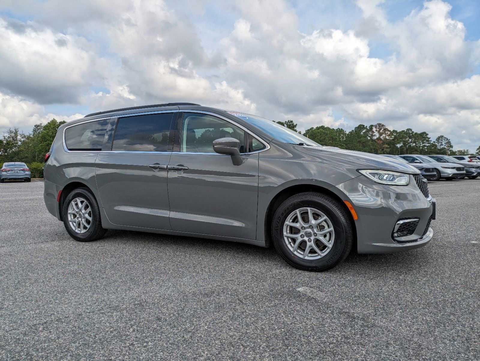 Used, 2022 Chrysler Pacifica Touring L, Gray, IEI02184-2