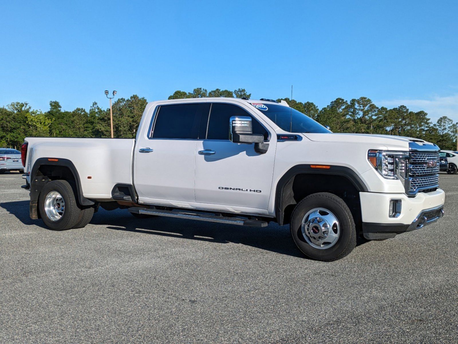 Used, 2022 GMC Sierra 3500HD Denali, White, U02746-2