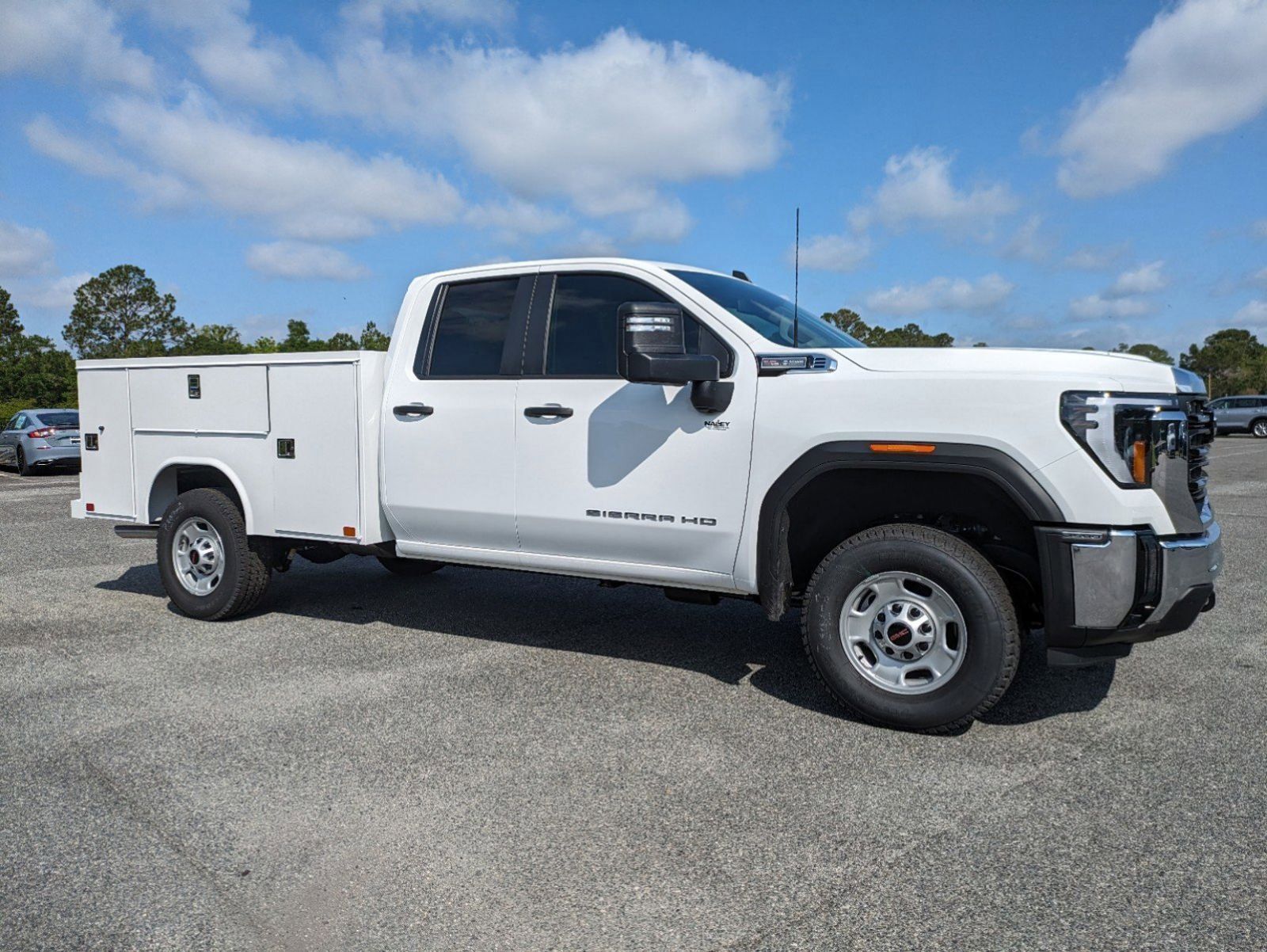 New, 2024 GMC Sierra 2500HD Pro, White, G11661-2