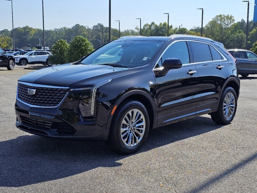 2025 Cadillac XT4 Premium Luxury, C6456, Photo 1