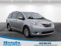 2015 Toyota Sienna XLE's photo