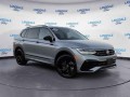2024 Volkswagen Tiguan SE R-LINE BLACK's photo