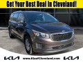 2017 Kia Sedona LX's photo