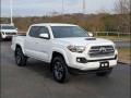 2017 Toyota Tacoma TRD Sport's photo