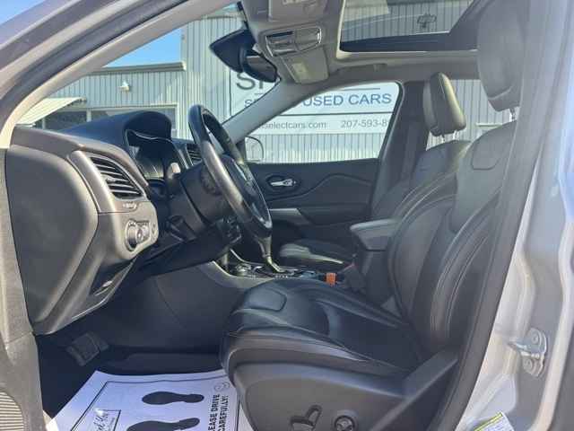 2019 Jeep Cherokee