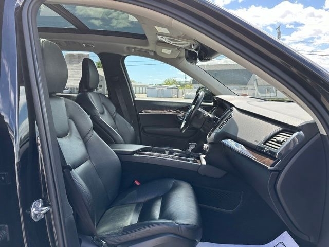 2019 Volvo XC90 Momentum - Photo 10