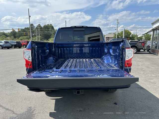 2021 Nissan Titan