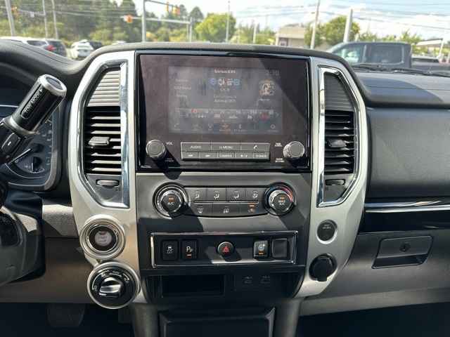 2021 Nissan Titan