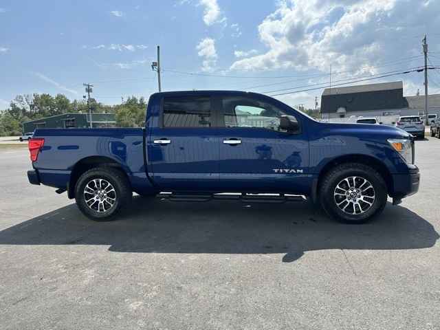2021 Nissan Titan