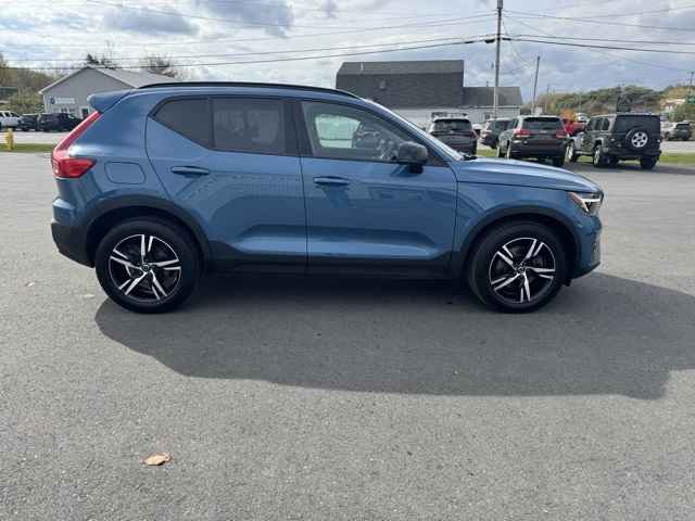 2023 Volvo Xc40