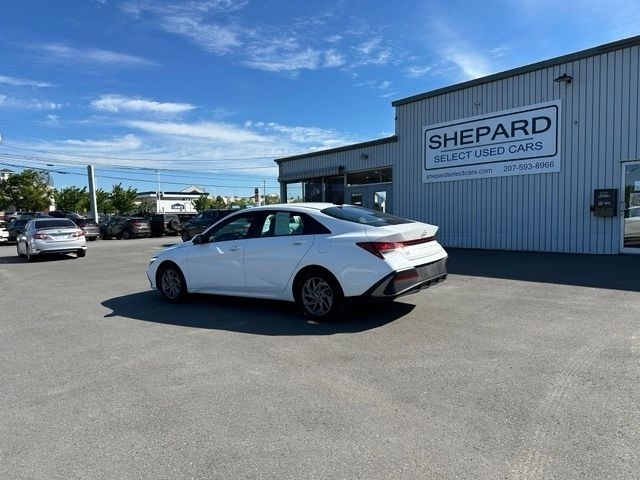 2024 Hyundai Elantra