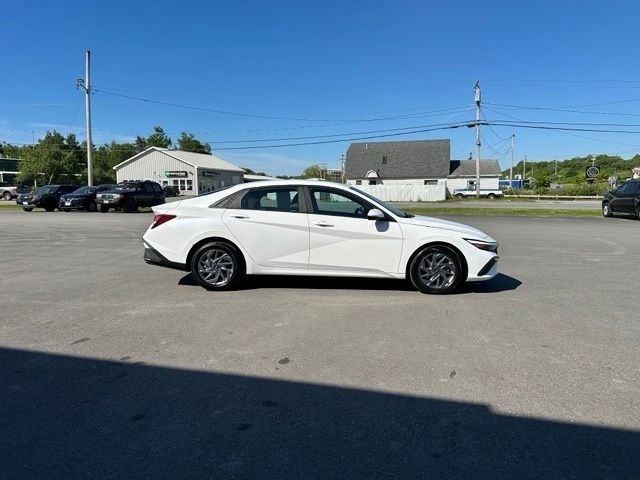 2024 Hyundai Elantra