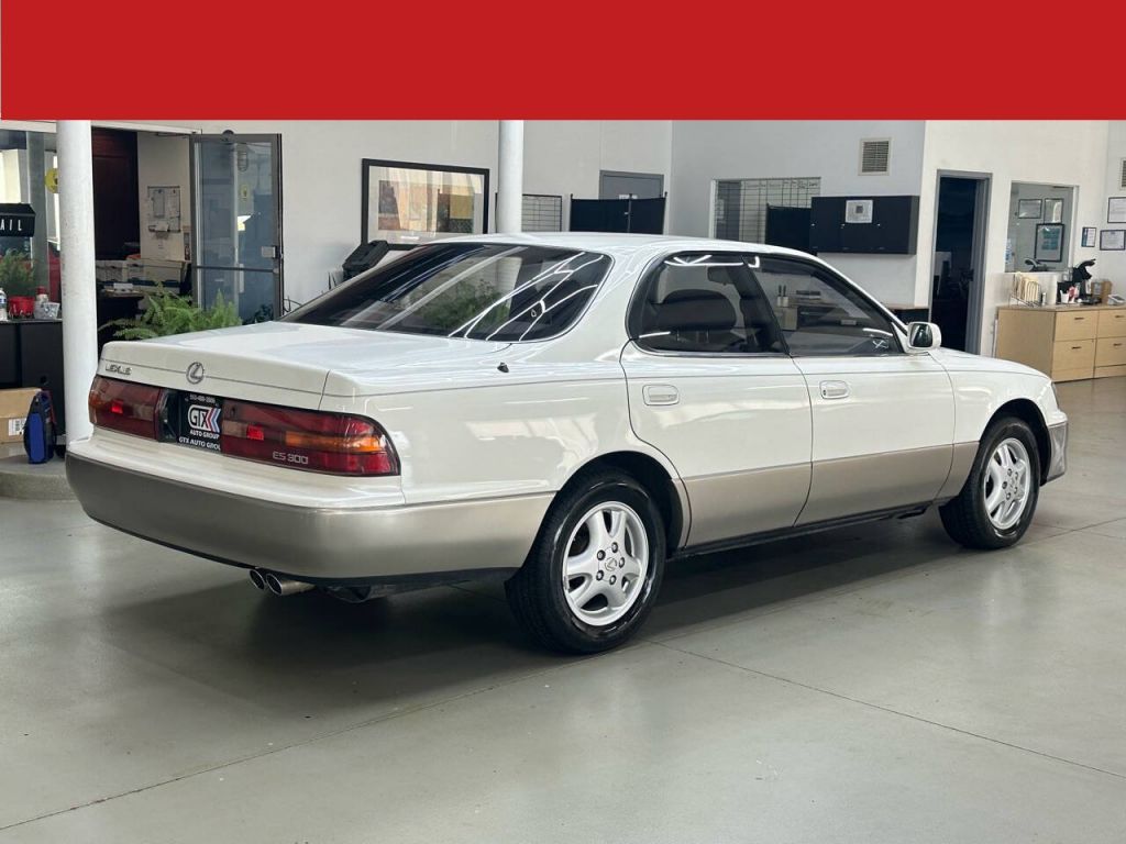 1993 Lexus ES 300