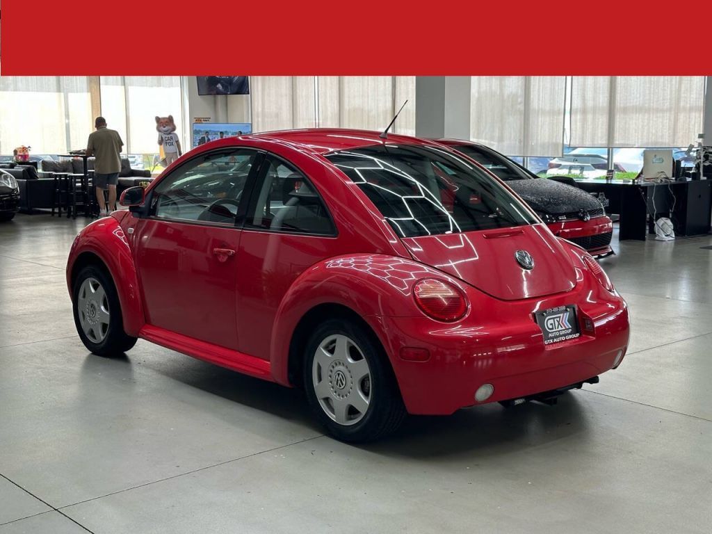 2000 Volkswagen New Beetle