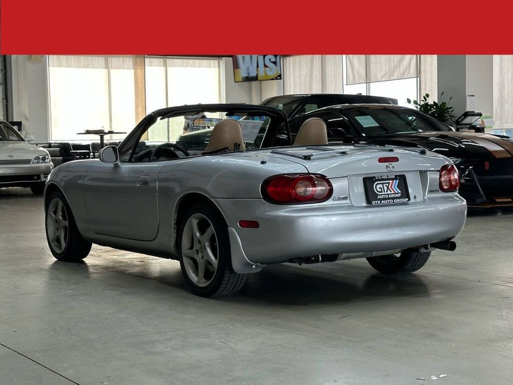 2002 Mazda MX-5 Miata