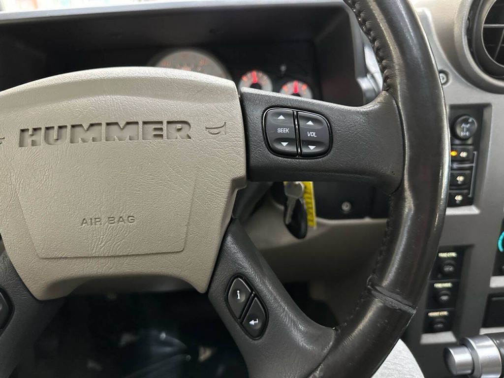 2003 HUMMER H2