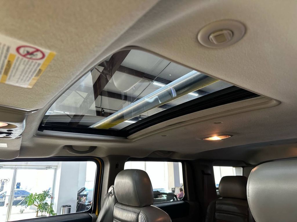 2003 HUMMER H2