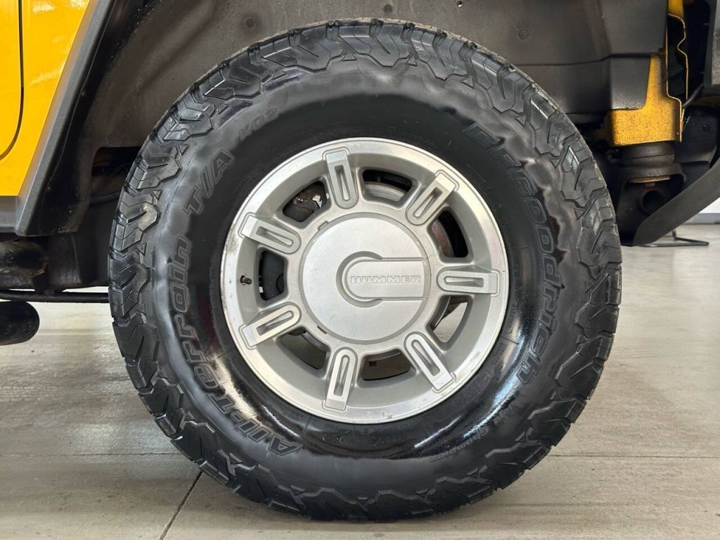 2003 HUMMER H2